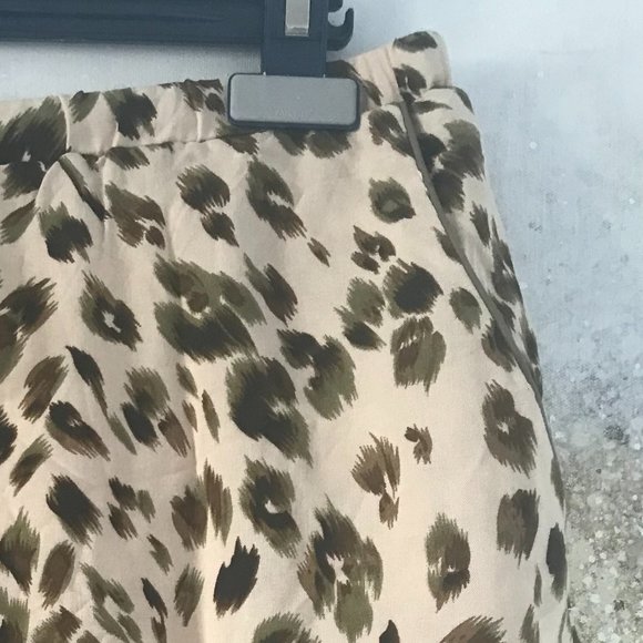 Heartloom Leopard Print Shorts (NWT) - Picture 3 of 11